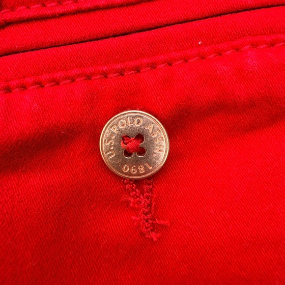 U.S. Polo Assn. Womens Red Chino Shorts Floral Trim Size 10/12 Casual 36W - Picture 14 of 16